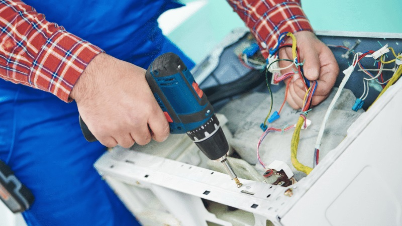 Beydağ Hitachi servisi orijinal yedek parça kullanımı